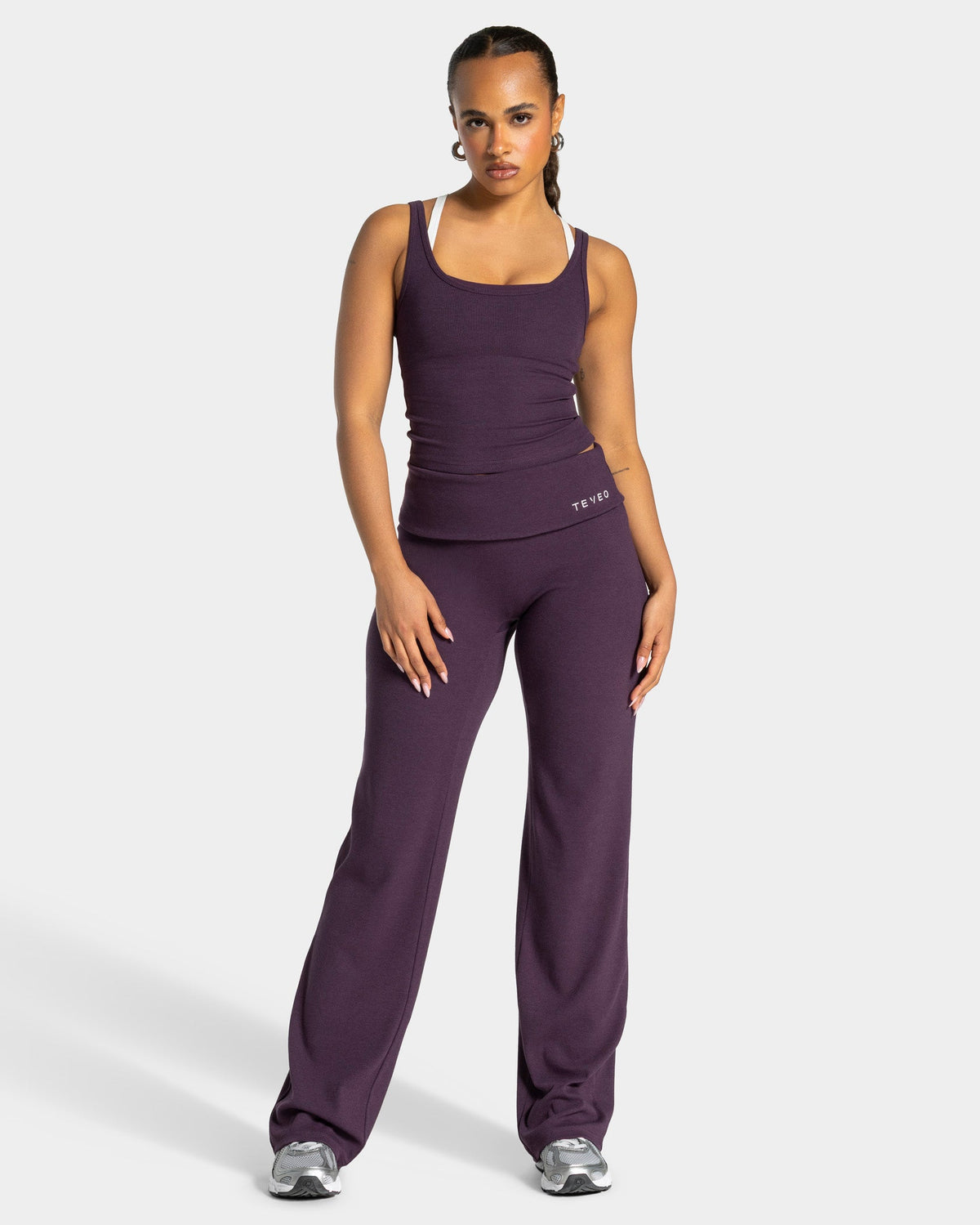Pantalon côtelé à jambe droite standard Soft Foldover « Blackberry »
