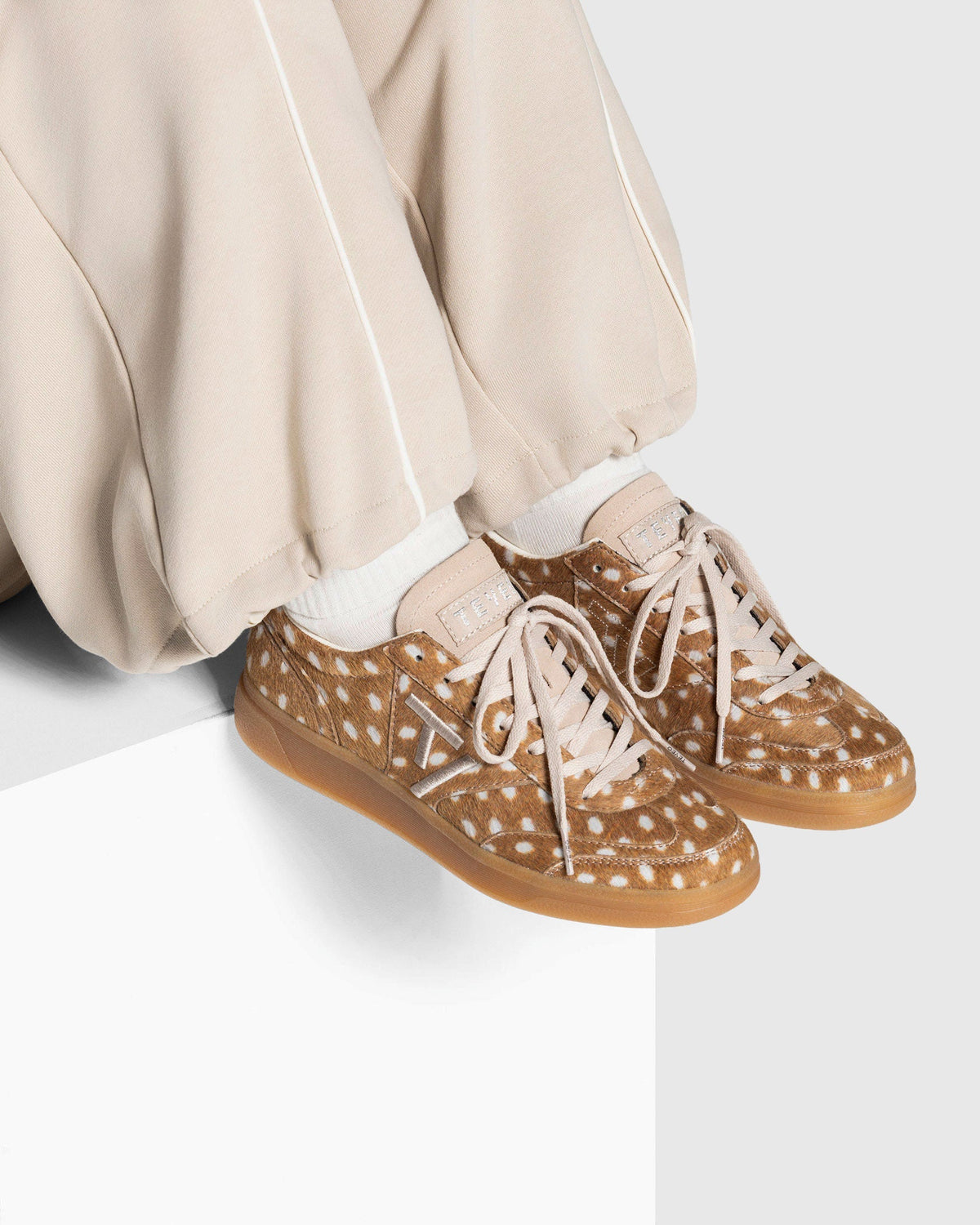 Classic Sneaker Women "Bambidots Chestnut"