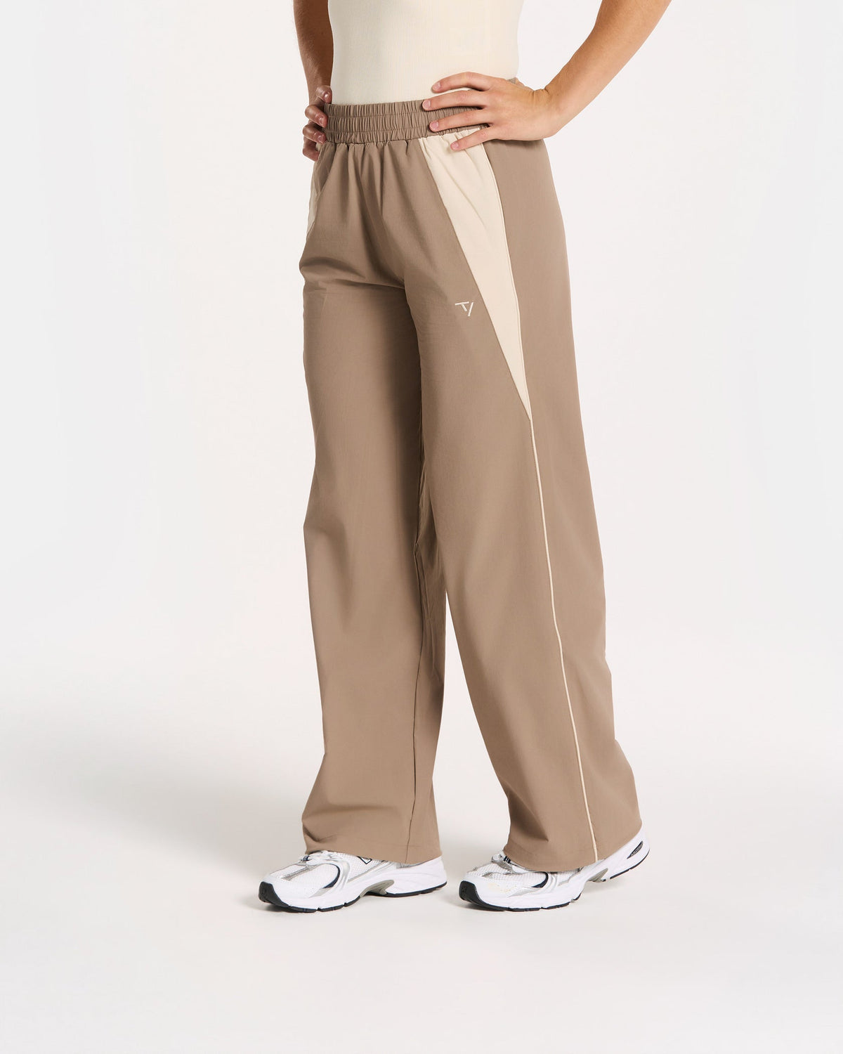 Pantalon à jambe droite Track « Hazelnut »